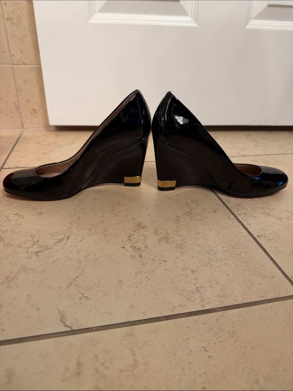 Tory Burch Black Astoria 90mm Wedge - Soft Patent Calf - Picture 2 of 5